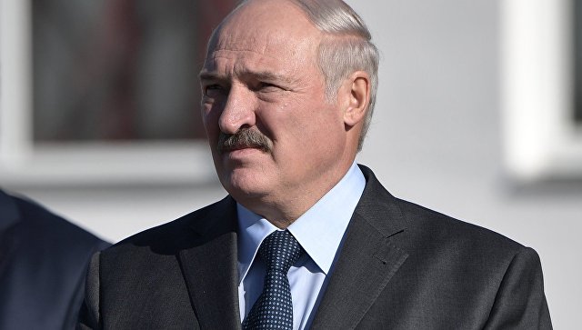 Лукашенко призвал россиян и белорусов не уезжать учиться на Запад