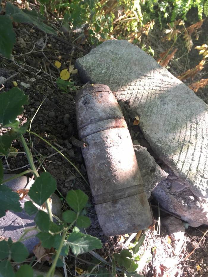 На территории филиала азербайджанского вуза найден снаряд 
