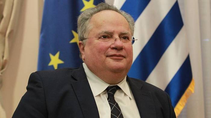 Глава МИД Греции подал в отставку
