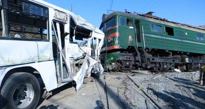В Баку арестованы виновники аварии на железнодорожном переезде