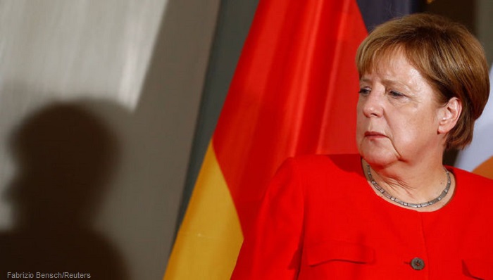 Рейтинг партии Меркель упал до нового антирекорда