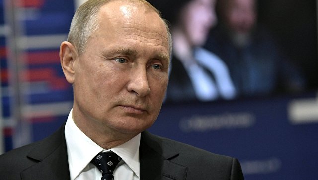 Путин: "Россия придает большое значение развитию дружественных связей с мусульманскими странами"