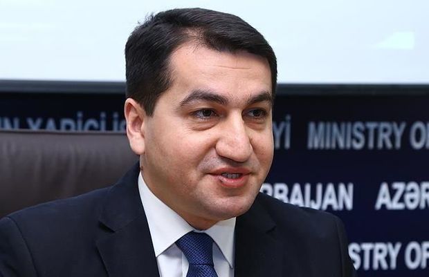 Хикмет Гаджиев: Армения не дает провести расследовательную миссию на оккупированных территориях Азербайджана

