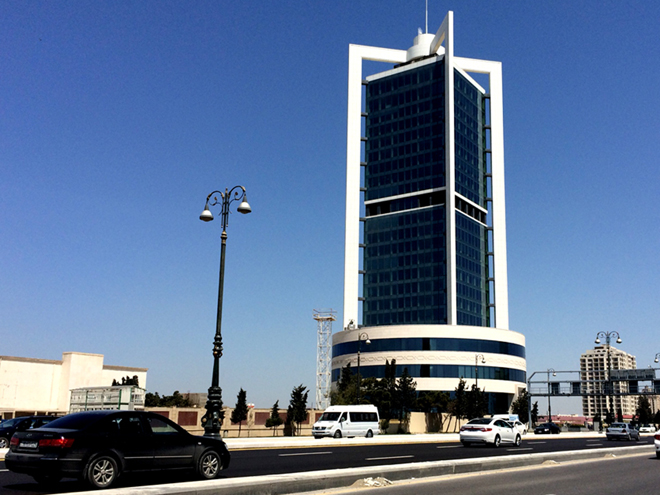 Дополнительные доходы Госнефтефонда Азербайджана составят 1-2 млрд долларов 