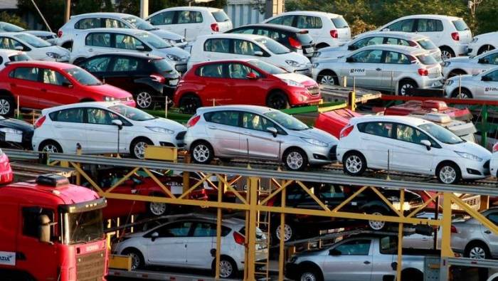 В Азербайджане повышаются акцизы на импорт легковых автомобилей
