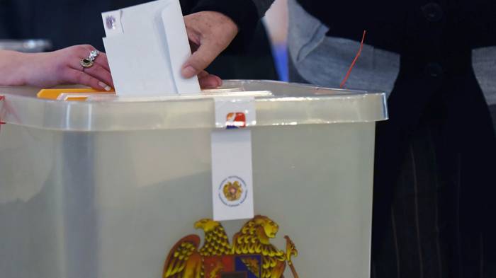 Впервые в истории Армении большинство избирателей проигнорировало общегосударственные выборы