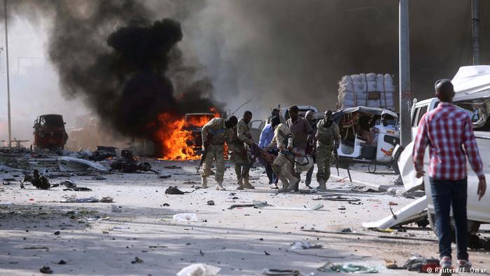 В Сомали 20 человек погибли в результате теракта
