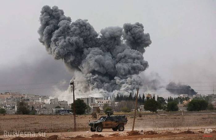 В результате авиаудара в Сирии погибли не менее 17 человек 