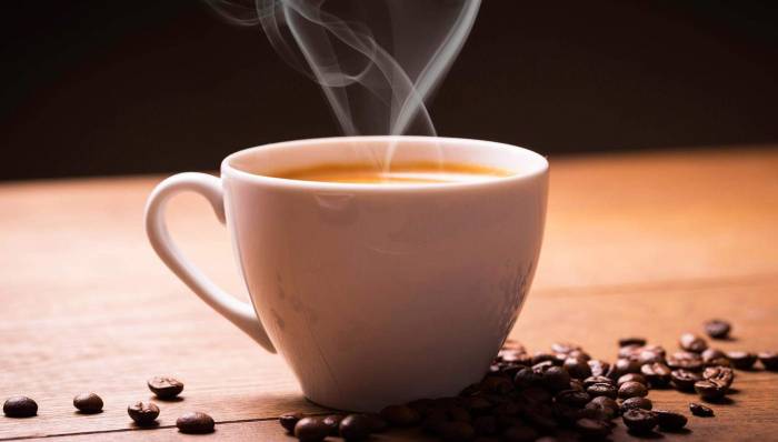  Горячий кофе намного полезнее холодных кофейных напитков