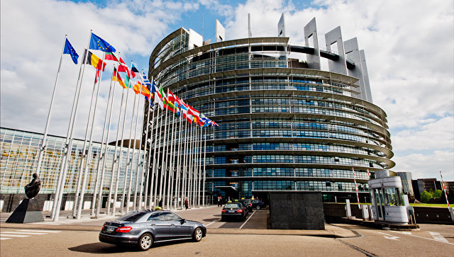 В Европарламенте призвали Amazon отказаться от продажи вещей с советской символикой