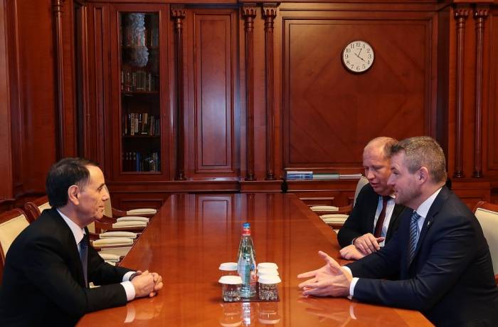 Состоялась встреча премьер-министров Азербайджана и Словакии

