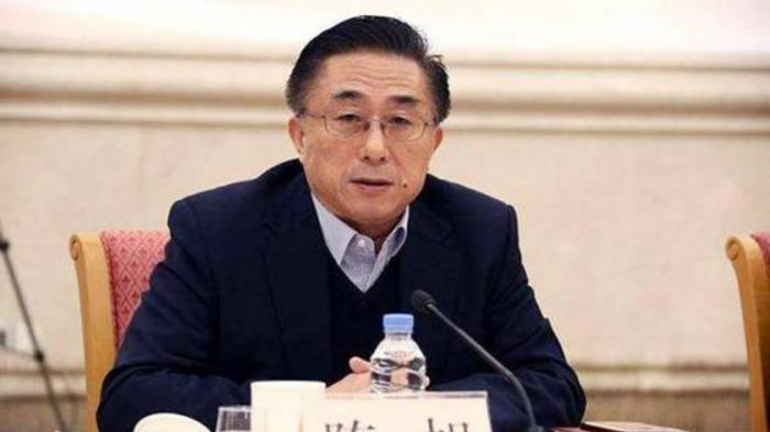 Севший пожизненно за коррупцию китайский прокурор сдал еще 100 человек
