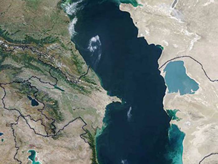 Азербайджан и Россия обсудили правовой статус Каспия
