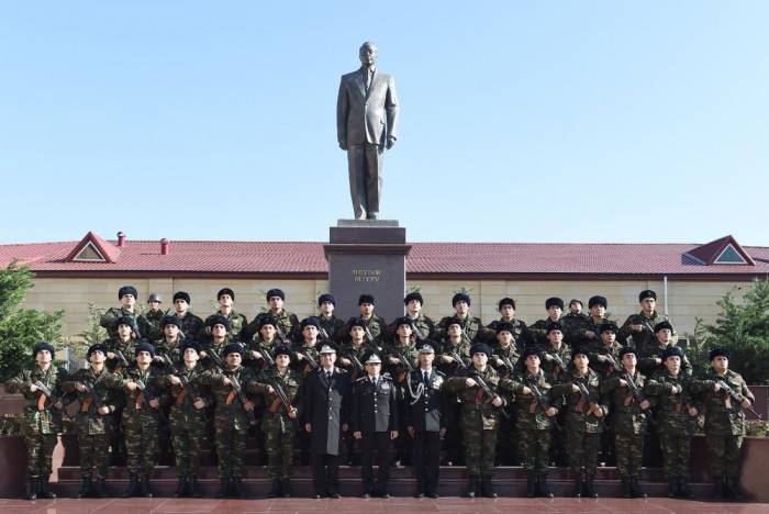 В Н-ской воинской части СГБ очередная группа молодых солдат принесла присягу на верность 