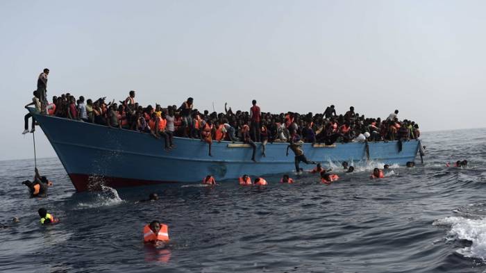 Британцы задержали лодку с иранскими мигрантами в Ла-Манше
