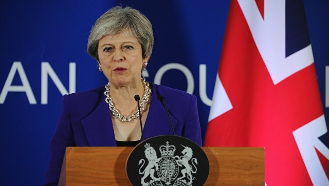 Санчес и Мэй провели телефонный разговор о соглашении по Brexit
