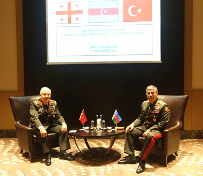 Министр обороны Азербайджана встретился с начальником Генштаба Турции - ФОТО