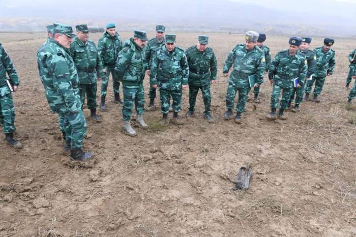 Пытавшиеся нарушить границу Азербайджана вооруженные лица открыли огонь по пограничникам