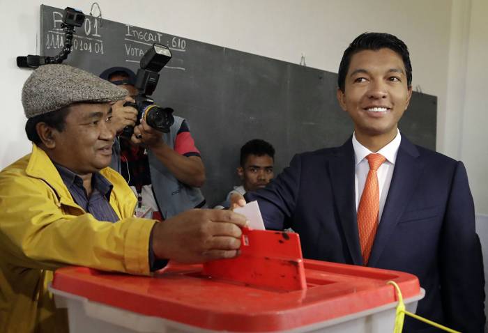 Андри Раджоелина стал новым президентом Мадагаскара
