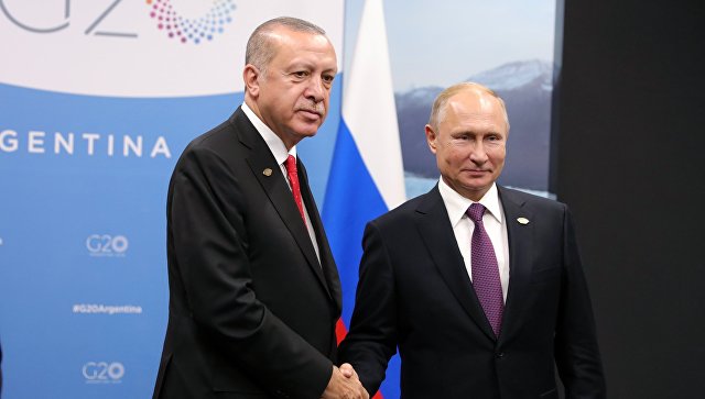 Путин поблагодарил Эрдогана за решение проблемных вопросов

