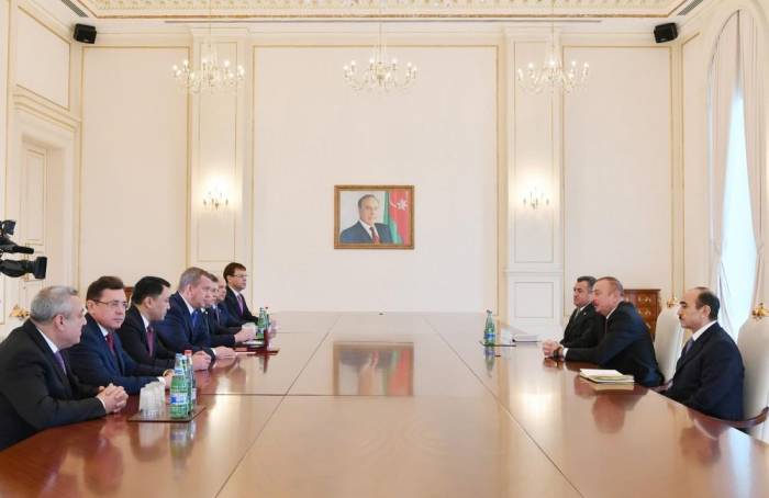 Ильхам Алиев принял делегацию Астраханской области - ФОТО