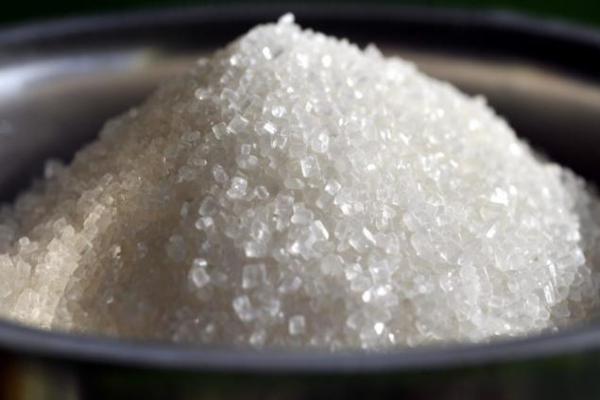 Цены на сахар в мире рухнули на 17% с начала года
