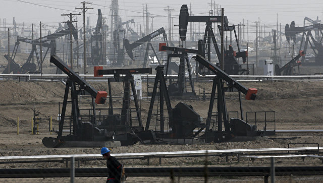 Цена на нефть марки Brent выросла до 63,53 доллара за баррель
