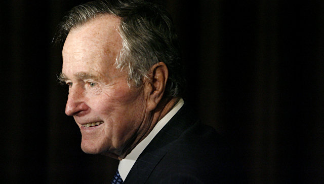В США на 30 дней приспустят флаги в память о Буше — старшем
