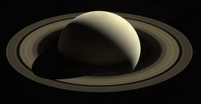 В НАСА выяснили, когда исчезнут кольца Сатурна
