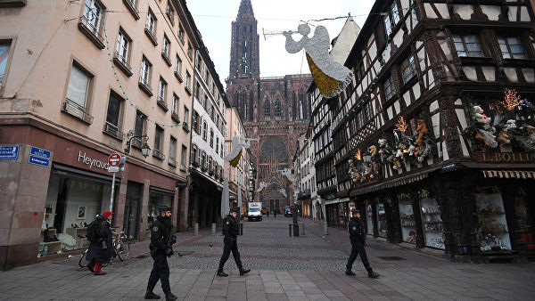 Полиция задержала пятерых знакомых стрелявшего в Страсбурге
