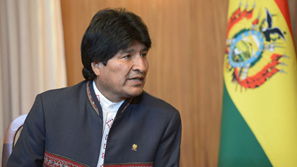 Президент Боливии обвинил США в попытках помешать выборам в стране
