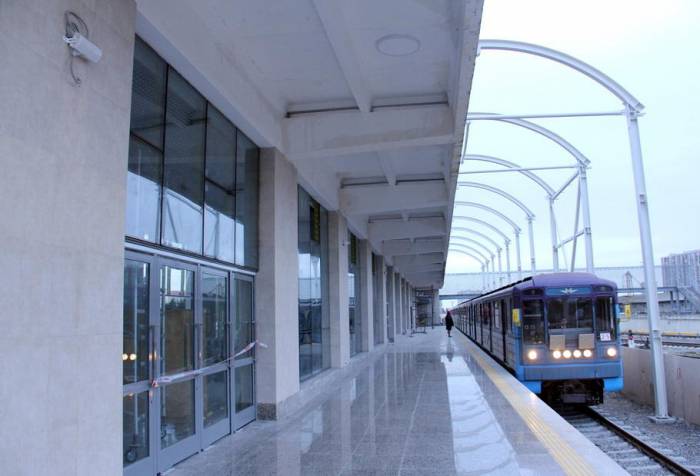 Изменено время работы станции бакинского метро
