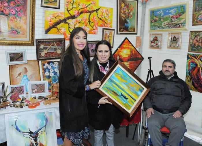 Лейла Алиева приняла участие в открытии X общереспубликанской творческой выставки 