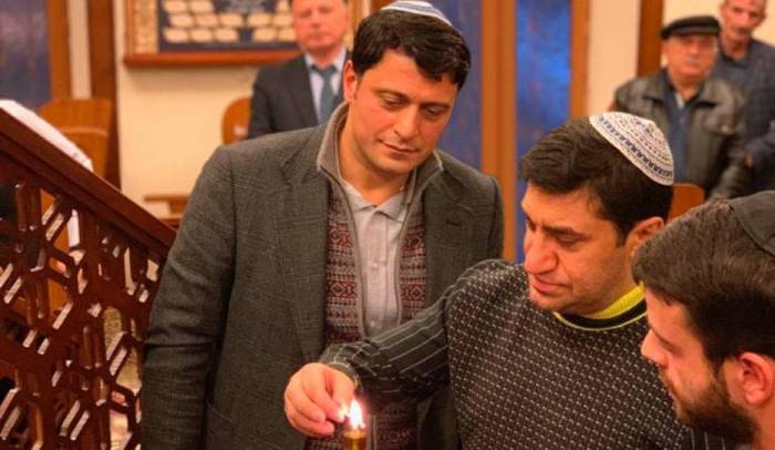 Ханукальную свечу зажгли в Красной Слободе
