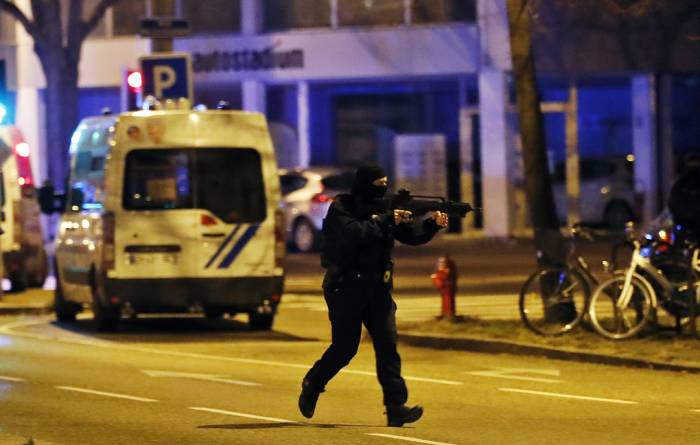 Parisien: еще один брат страсбургского стрелка задержан в Алжире
