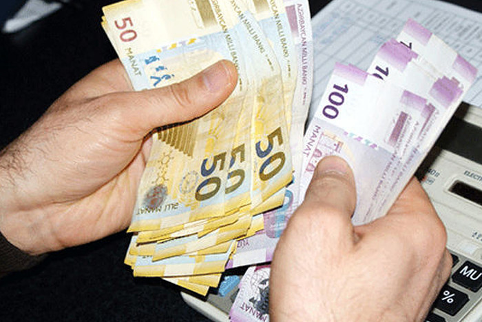 Наличные средства банков Азербайджана сократились на 19 процентов
