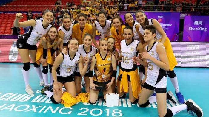 Турецкая женская волейбольная команда вышла в финал ЧМ
