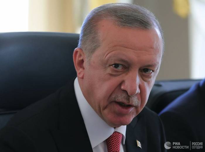 Эрдоган осудил заявление Болтона о сирийских курдах
