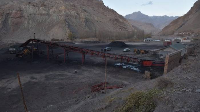 В Таджикистане добыт рекордный объем угля
