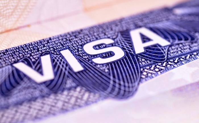 Узбекистан отменил выездные визы
