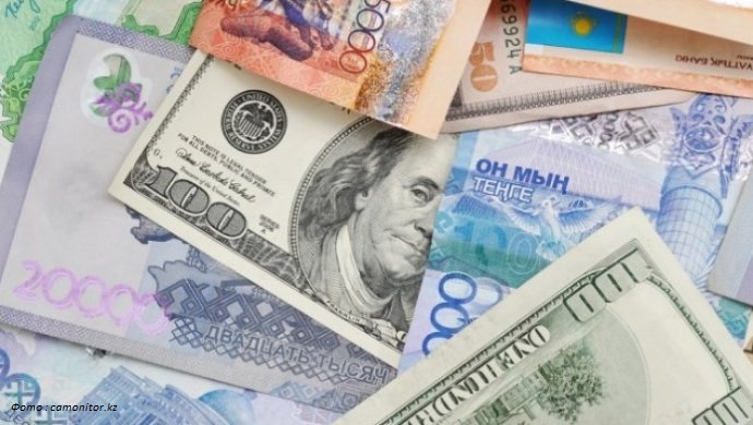 Кахахстанский тенге слабеет к доллару
