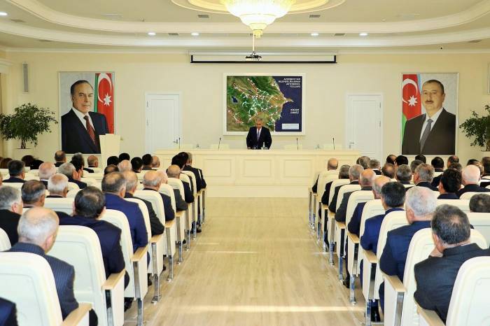 В Азербайджане будет реализовано 50 проектов дорожной инфраструктуры