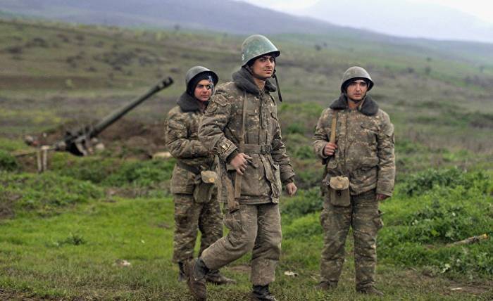Военный эксперт: Опытных военных увольняют из армянской армии
