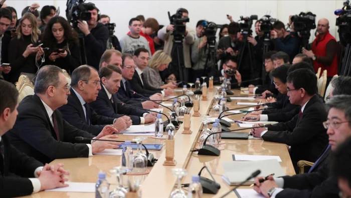 Россия и Япония провели первый раунд мирных переговоров
