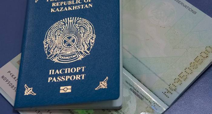 Казахстан поднялся в рейтинге стран с "удобными" паспортами