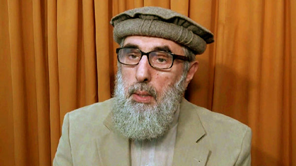 Экс-премьер Афганистана Хекматияр вступил в борьбу за пост президента
