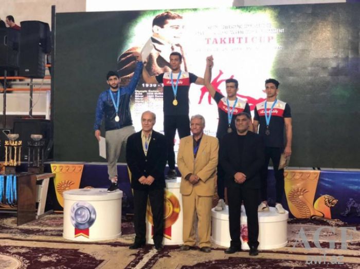 Азербайджанские борцы завоевали три медали на Кубке Тахти
