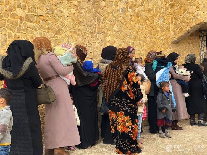 В Сирию за сутки вернулись более 700 беженцев

