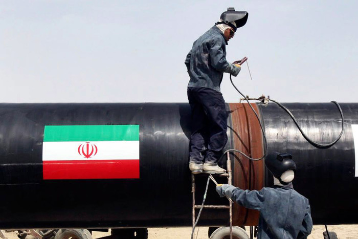 Иран возобновил поставки нефти в Японию
