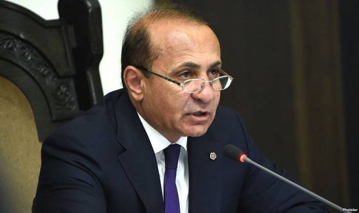 Бывший премьер-министр Армении приглашен в Следственный комитет
